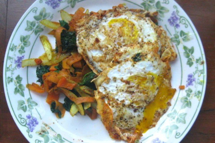 Curried Vegetables with Fried Eggs {GAPS, Whole30, Paleo}