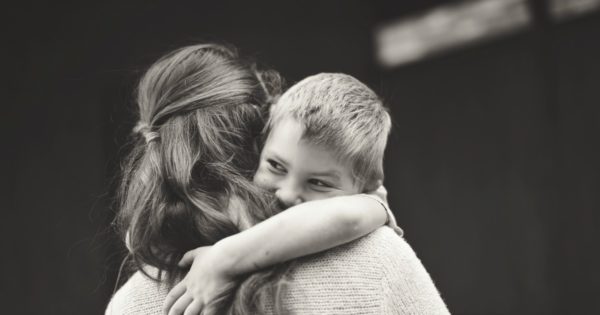 5 Ways to Love Your Child Through Physical Touch