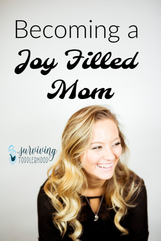 Becoming a Joy Filled Mom in a World Filled with Despair. #christianmotherhood #mothering #christianmom #familylife #christianfamily #largefamilylife #momlife #devotional #quiettime 